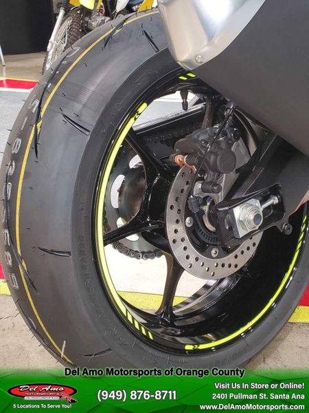 2023 Suzuki GSX-R1000R CA Image 3