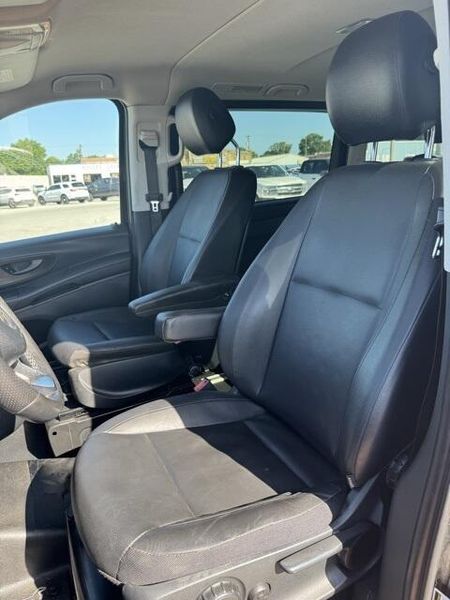 Used 2019 Mercedes-Benz Metris PassengerImage 10