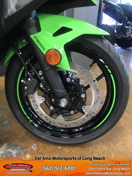 2024 Kawasaki NINJA 500 KRT EDITION SE ABSImage 12