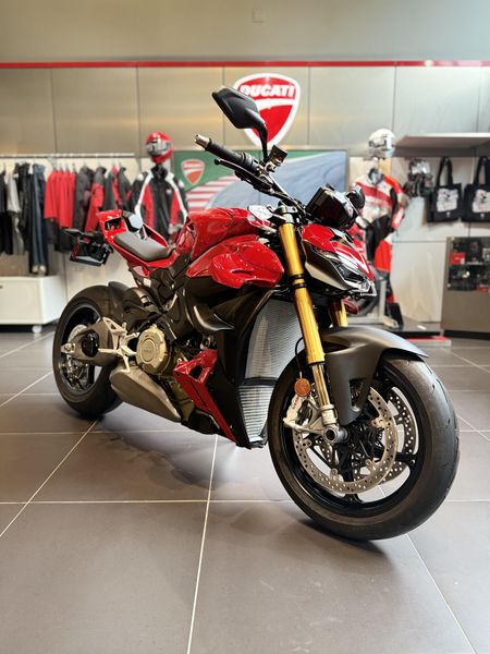 New 2026 Ducati STREETFIGHTER V4S 