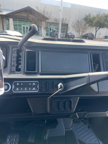 New 2026 Can-Am DEFENDER XT HD11 Image 15