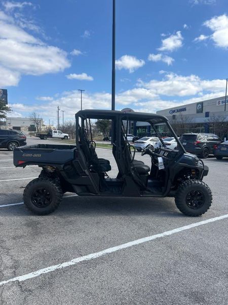New 2026 Can-Am DEFENDER MAX XT HD11 Image 8