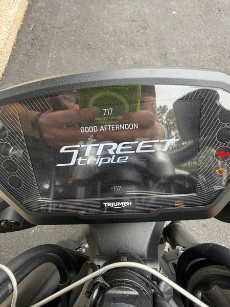 2024 Triumph Street Triple 765 RSImage 5