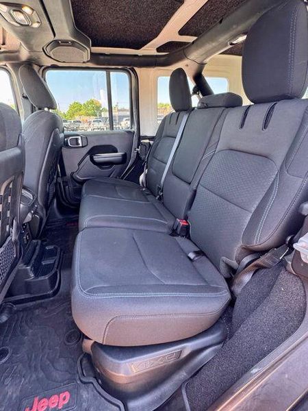 Used 2021 Jeep Wrangler 4xE Unlimited Rubicon 4xeImage 12