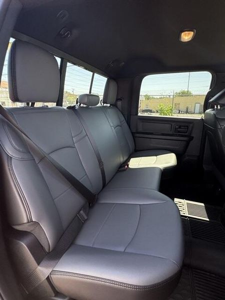 New 2025 RAM 3500 Tradesman Crew Cab 4x4 8