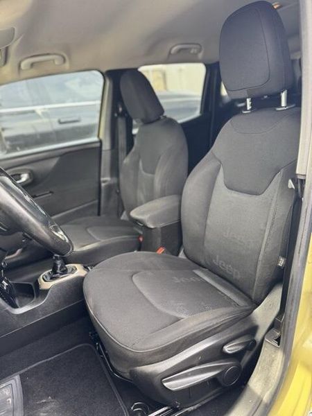 2015 Jeep Renegade LatitudeImage 10