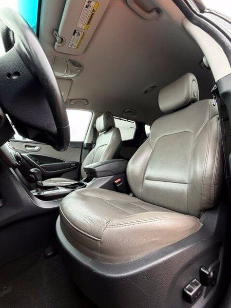Used 2017 Hyundai Santa Fe Sport 2.4 BaseImage 10