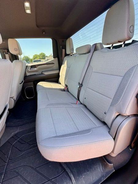 Used 2023 Chevrolet Silverado 1500 LTImage 12