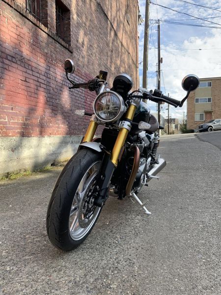 2027 Triumph SPEED TWIN 1200 CAFE RACER