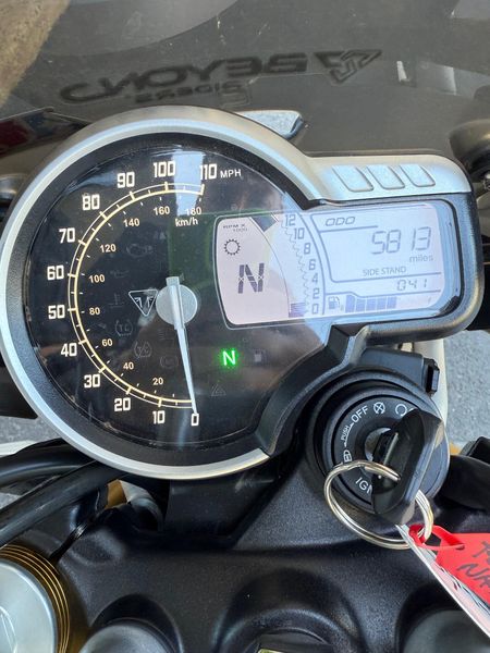 2024 Triumph SCRAMBLER 400 XImage 5