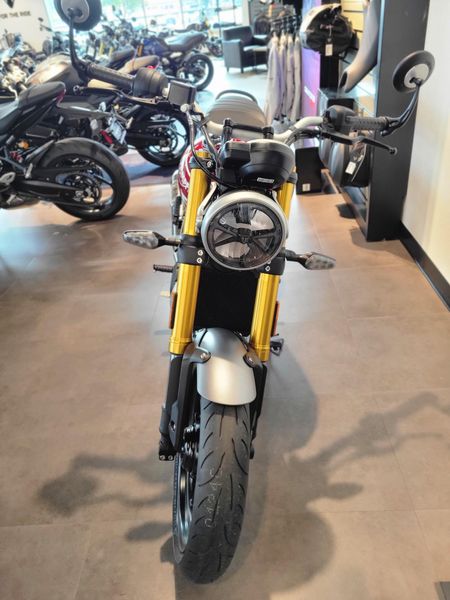 2025 Triumph SPEED 400 