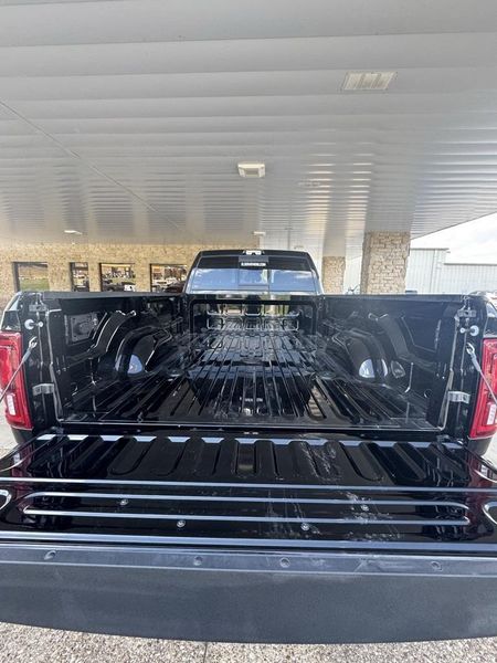 2025 RAM 3500 Limited Longhorn Crew Cab 4x4 8
