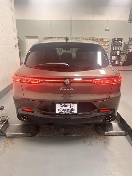 New 2024 Alfa Romeo Tonale Veloce EawdImage 5
