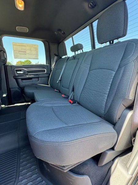 New 2027 RAM 3500 Big HornImage 12