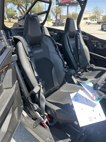 New 2026 Polaris RZR PRO R 4 ULTIMATE Image 10