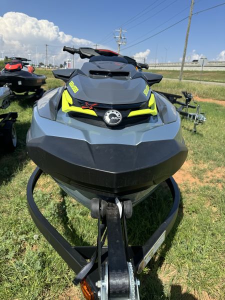 2024 SEADOO RXTX 325 WITH SOUND SYSTEM ICE METAL AND MANTA GREEN Image 8