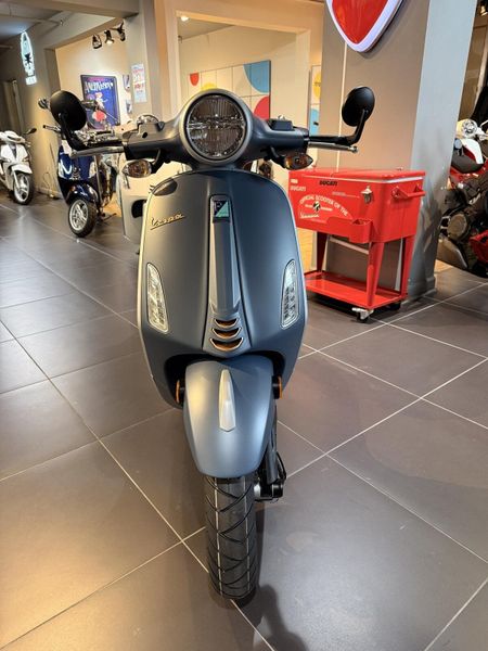 New 2026 Vespa PRIMAVERA 50 OFFICINA 