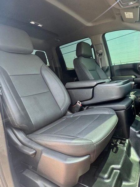 Used 2025 Chevrolet Silverado 3500HD Image 18
