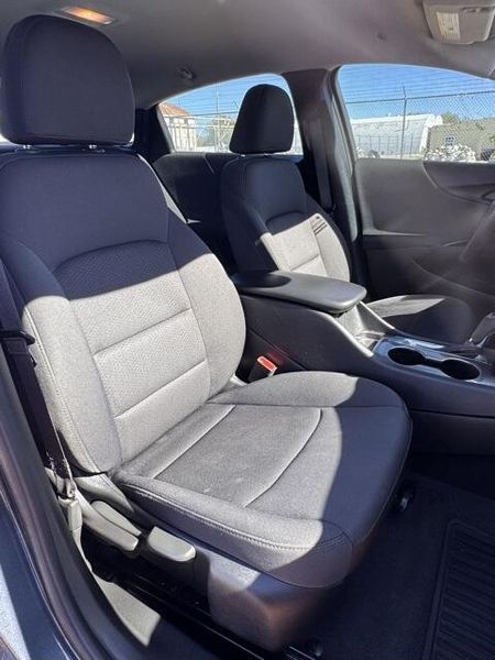 Used 2020 Chevrolet Malibu LSImage 9