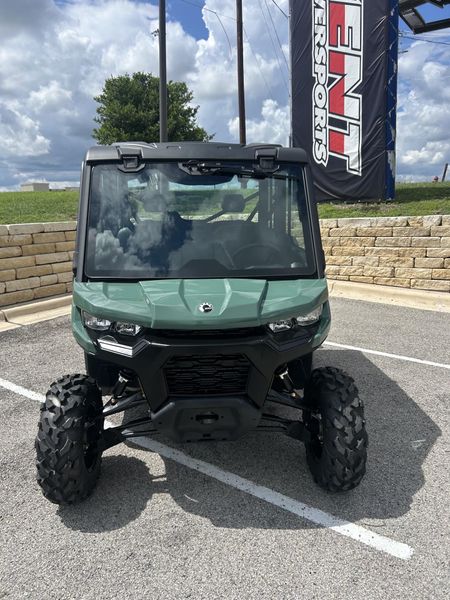 New 2026 Can-Am DEFENDER DPS MAX CAB HD10 Image 2