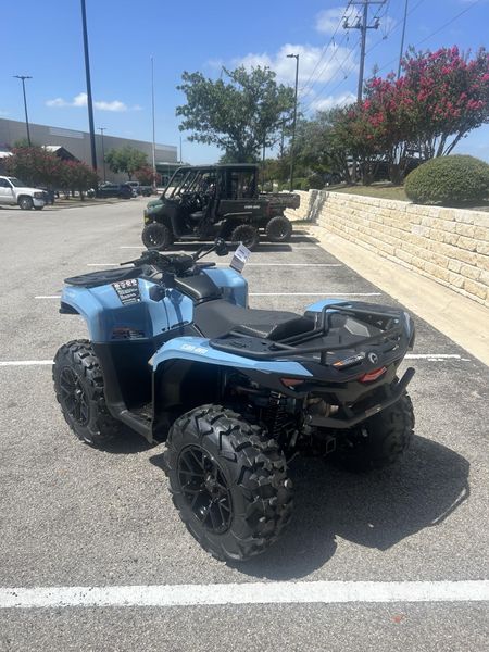 New 2026 Can-Am OUTLANDER XT 700 Image 5
