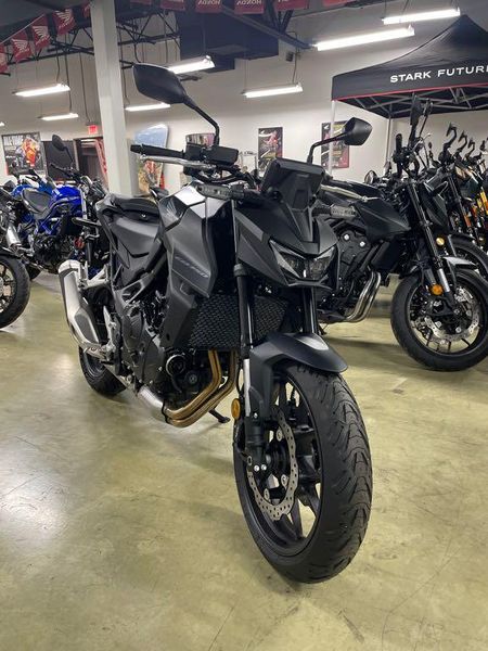 New 2025 Honda CB 750 HORNET Image 2