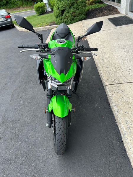 2024 Kawasaki Z500 ABSImage 3