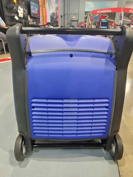 2023 Yamaha EF45ISEZ  in a TEAM YAMAHA BLUE exterior color. Del Amo Motorsports of Orange County (949) 416-2102 delamomotorsports.com 