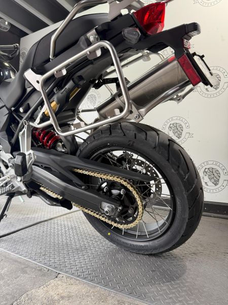 2025 BMW F900GSA 