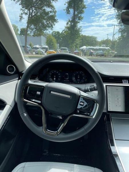 2025 Land Rover Range Rover Evoque Core S