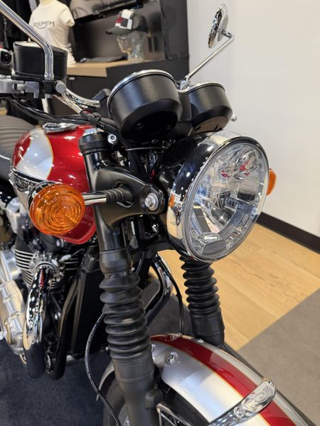 2025 Triumph Bonneville T120 Elvis Edition 649/925