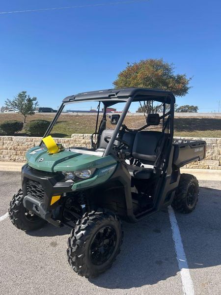 New 2025 Can-Am DEFENDER DPS HD10 Image 3