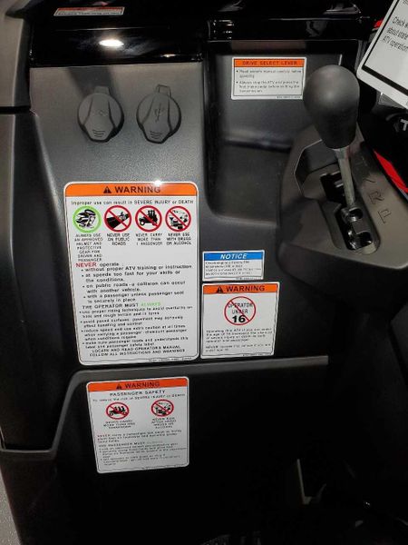 New 2024 CFMOTO CFORCE 600 Touring CF600AU-3LA Image 10