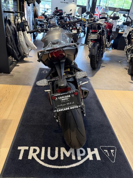 2025 Triumph Street Triple 765 RS - SILVER ICE