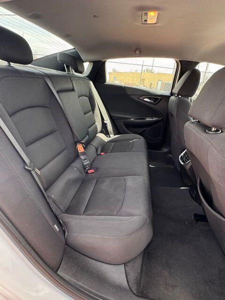 Used 2023 Chevrolet Malibu LTImage 12
