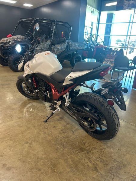 New 2025 Honda CB 750 HORNET Image 5