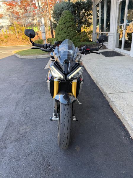 2022 Triumph Speed Triple 1200 RSImage 3