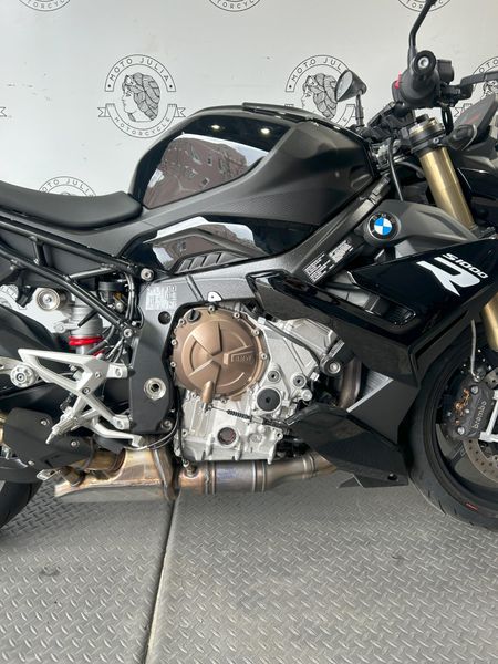 2024 BMW S 1000 R