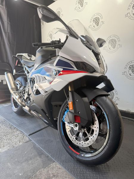2025 BMW S 1000 RR 