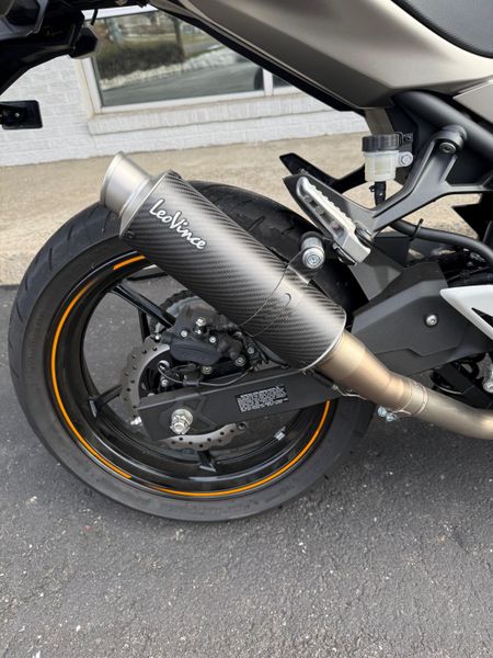 2023 Kawasaki Ninja 400Image 5