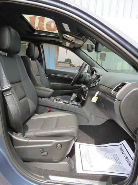 Used 2020 Jeep Grand Cherokee Limited 4x4 4dr SUVImage 22