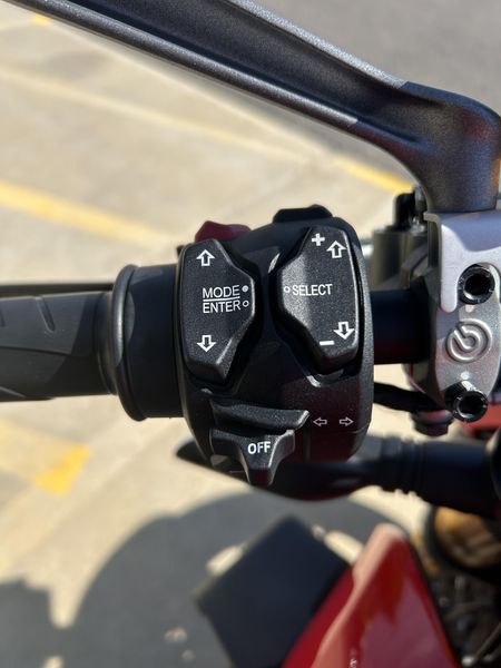 Used 2022 Ducati Streetfighter V4S 
