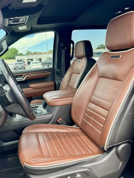 2023 GMC Sierra 1500 Denali UltimateImage 12
