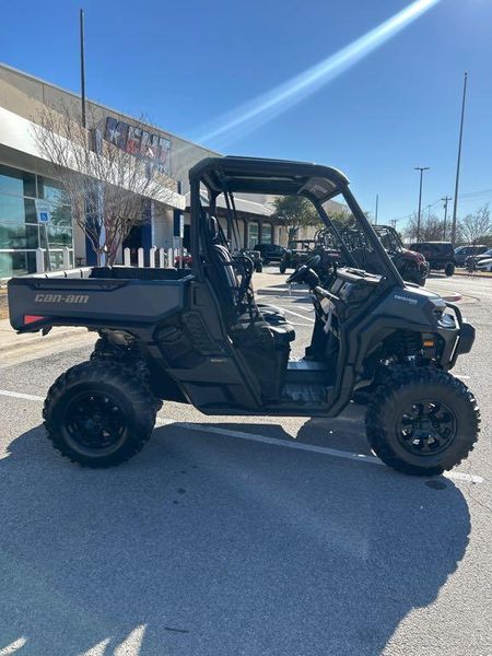 New 2026 Can-Am DEFENDER XT HD11 Image 8