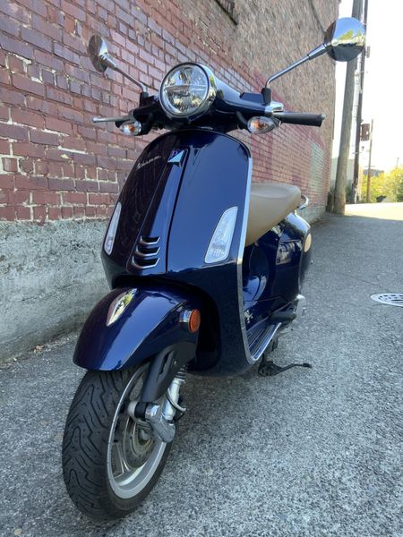 Used 2021 Vespa PRIMAVERA 150 