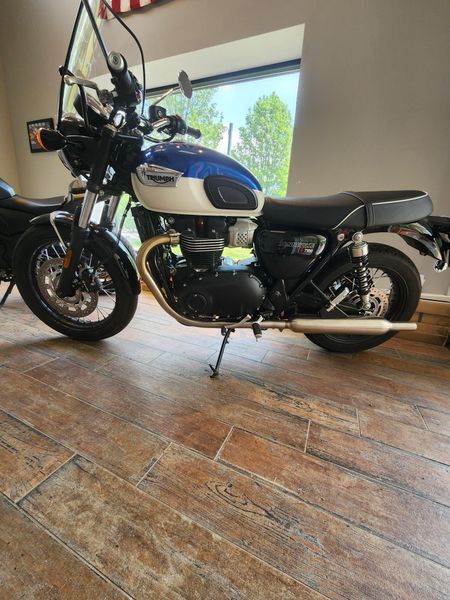 Used 2022 Triumph Bonneville T100Image 4