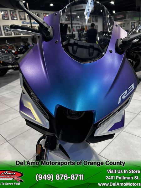 2025 Yamaha YZF-R3 ABS Image 3