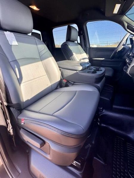 New 2025 RAM 2500 Tradesman Crew Cab 4x4 8