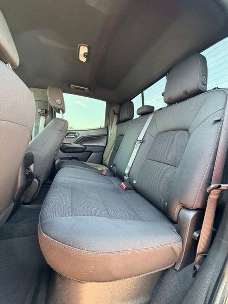 Used 2024 Chevrolet Colorado LTImage 12