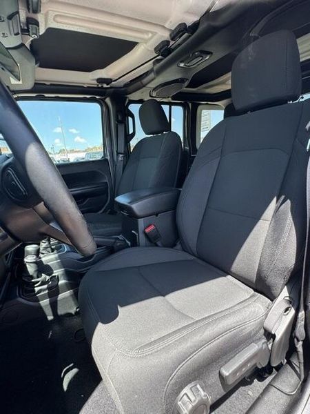 Used 2021 Jeep Wrangler Unlimited WillysImage 10